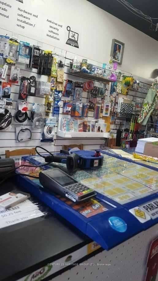Richmond Hill, ON L4B 0C6,372 Hwy 7 N/A E #116