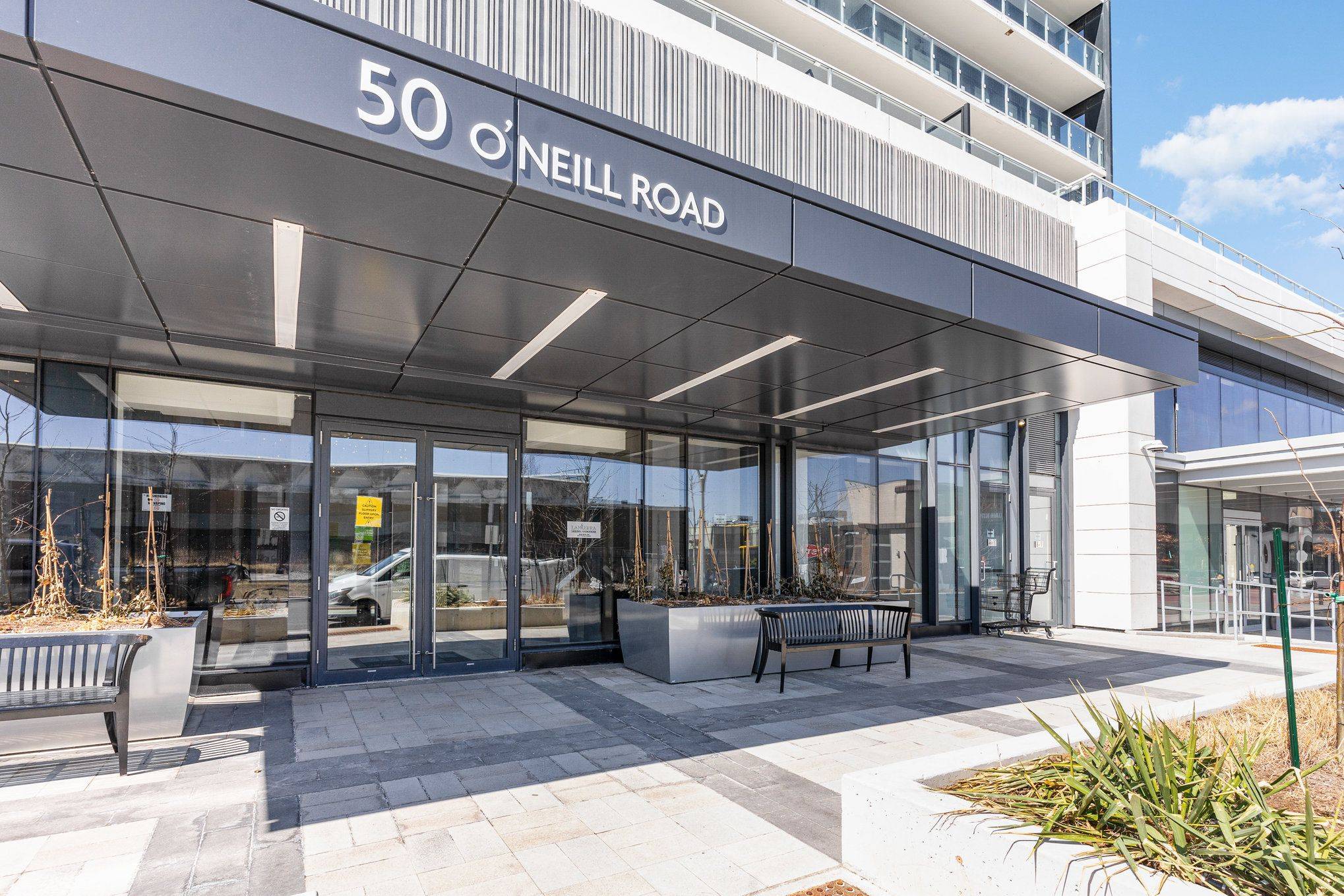 Toronto C13, ON M3C 0R1,50 O'Neill DR #622