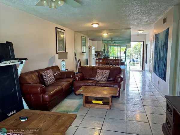 Coral Springs, FL 33065,11651 Royal Palm Blvd #303
