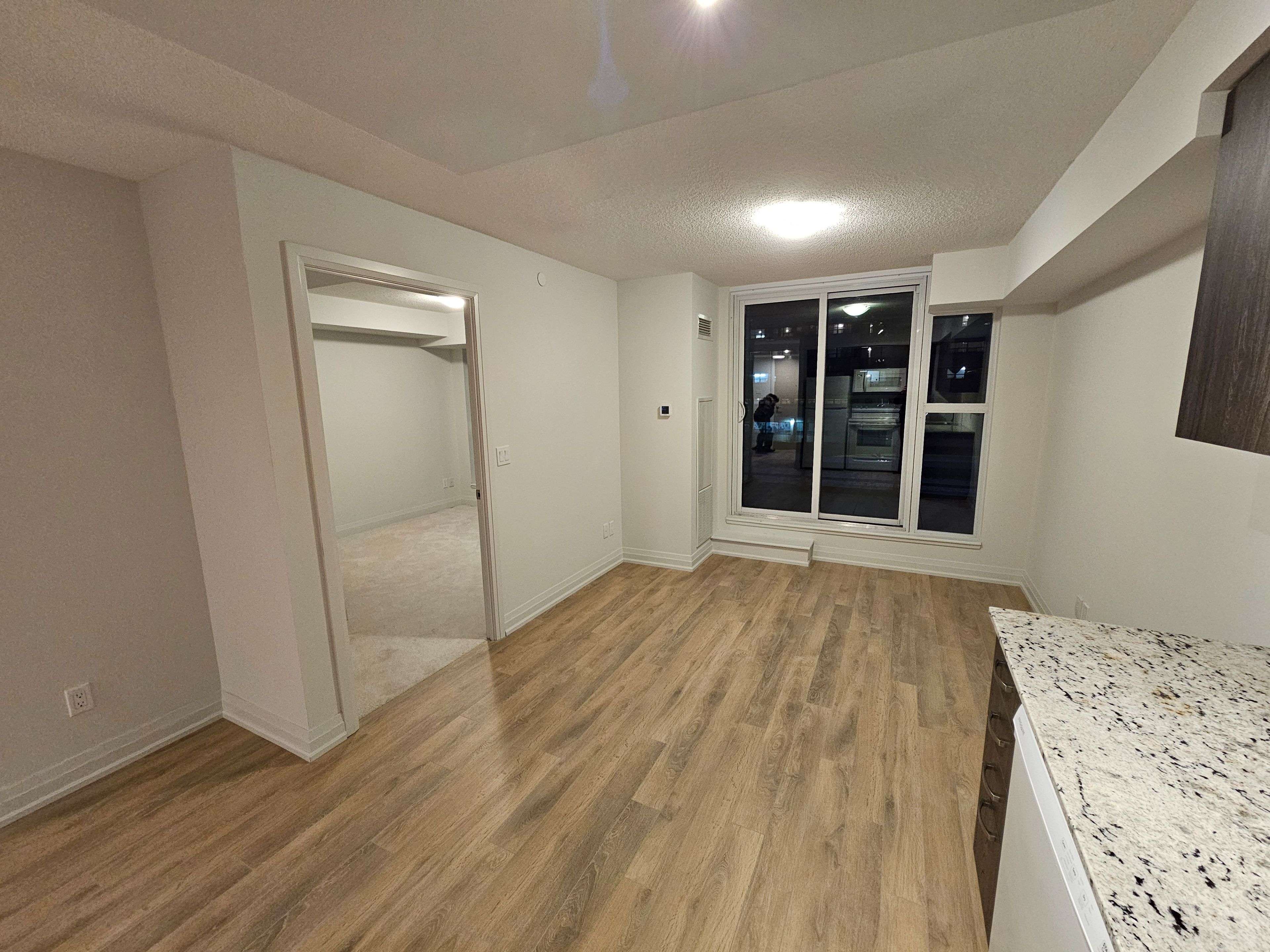Toronto E09, ON M1H 2Y5,20 Meadowglen PL #230