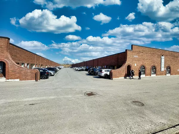 Markham, ON L3R 2W6,2650 John ST #20