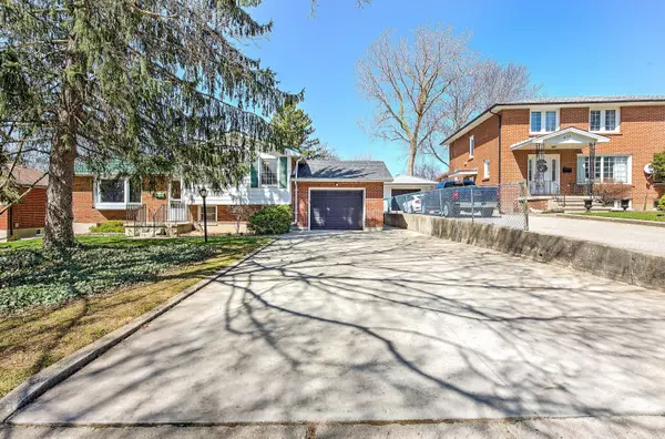 London South, ON N5Z 3E7,450 Three Valleys CRES