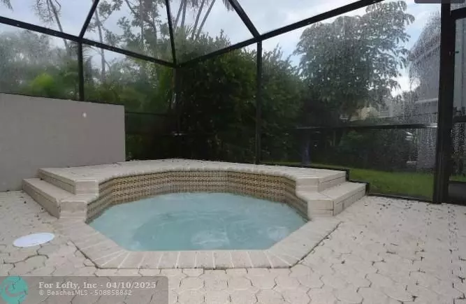 Coral Springs, FL 33071,173 NW 118th Dr