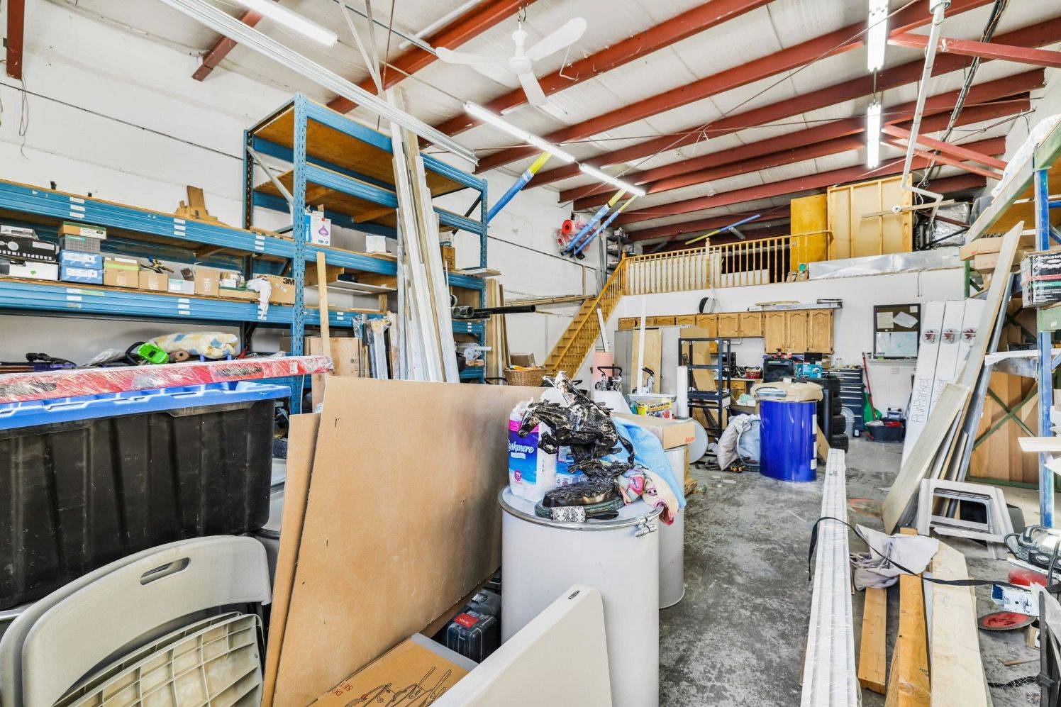 Hamilton, ON L8W 3R4,38 Bigwin RD #B6