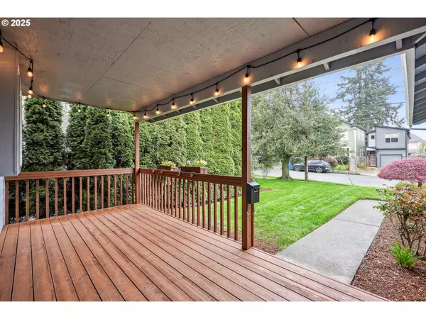 Portland, OR 97203,9328 N RICHMOND AVE