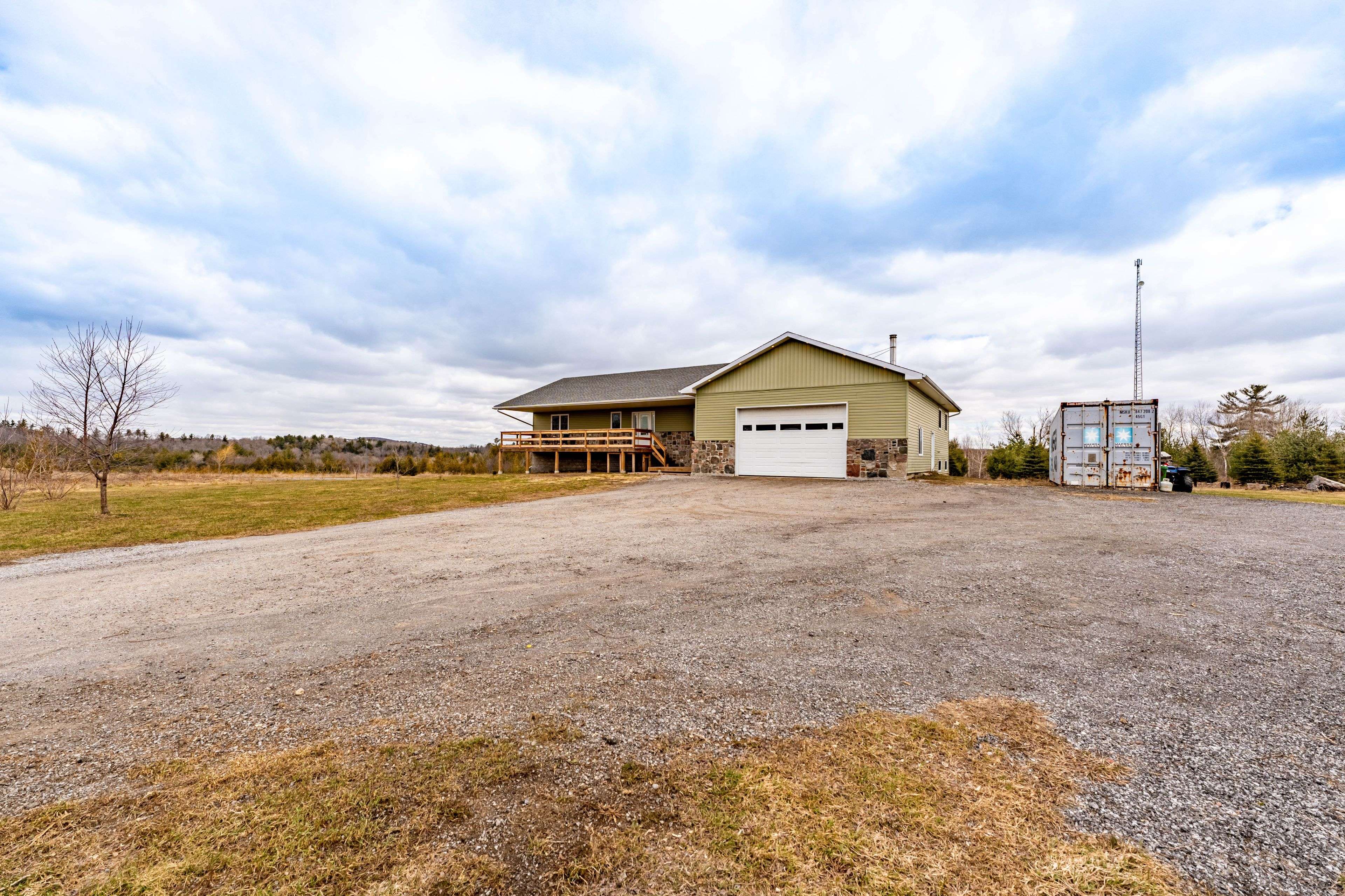 Clarington, ON L1A 3V5,6035 Bells Hill RD