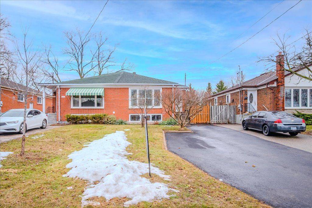 3515 Ashcroft CRES, Mississauga, ON L5C 2E6