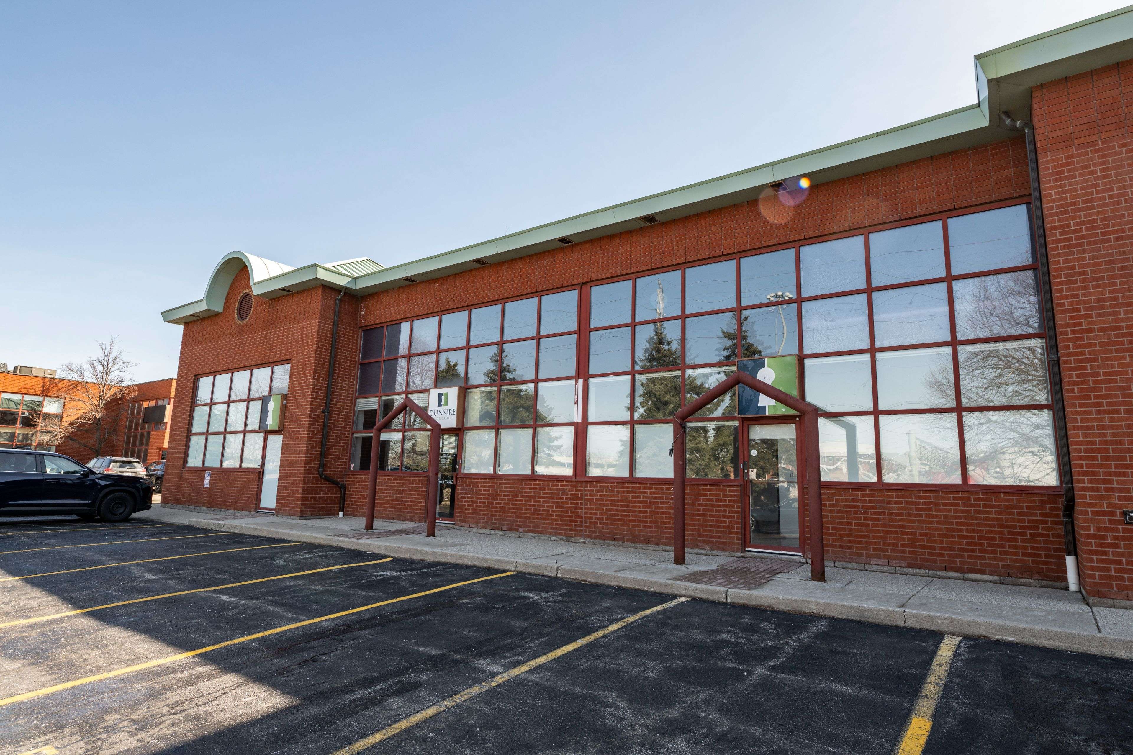 Burlington, ON L7L 6A5,5100 South Service RD #54,56,58