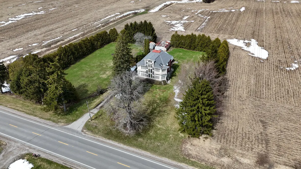 Perth South, ON N4X 1C4,5380 Perth Line 8 N/A