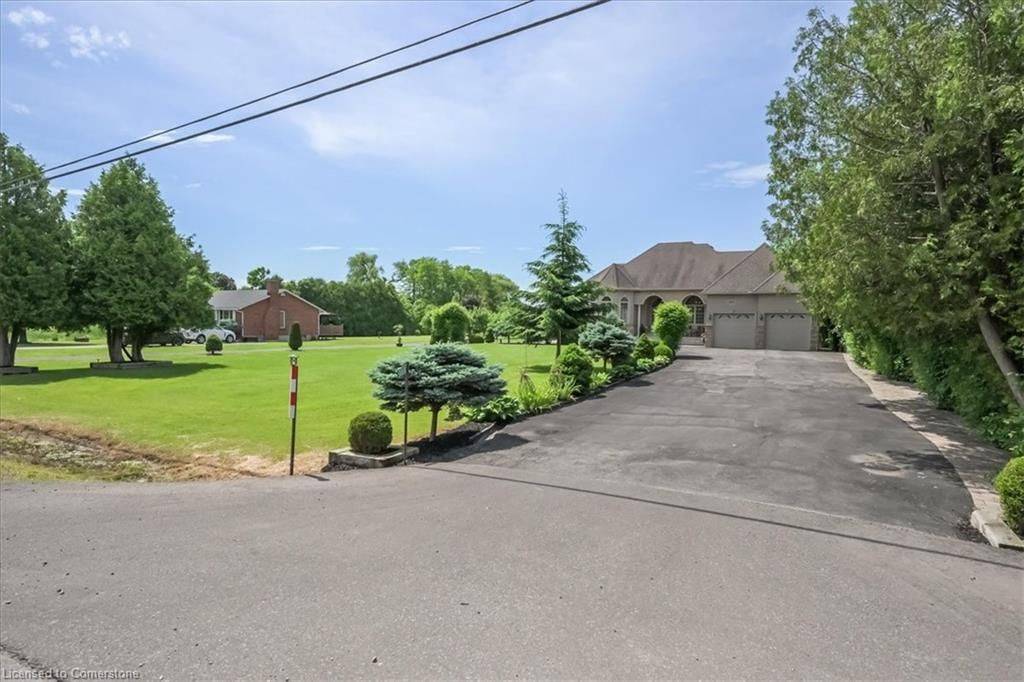 Hamilton, ON L0R 1W0,9893 Dickenson RD W