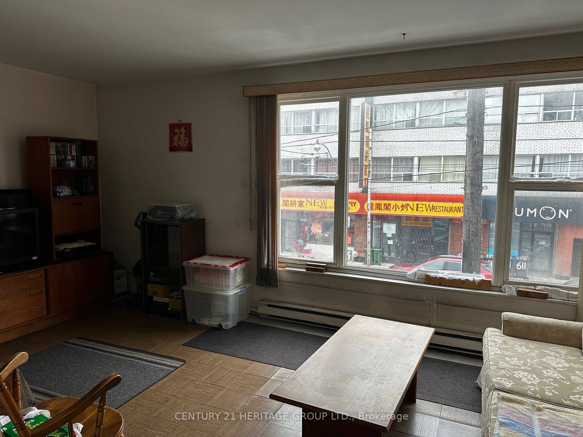 Toronto E01, ON M4M 1Y3,612 Gerrard ST E