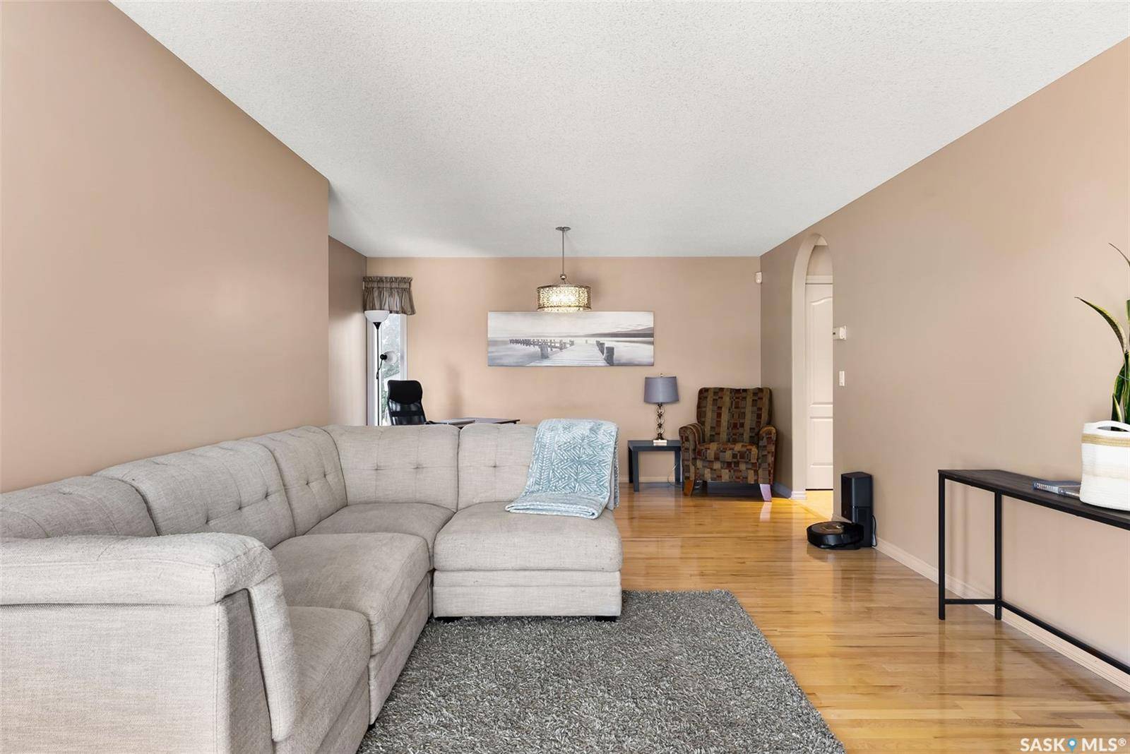 Regina, SK S4X 4M4,5011 Staff CRESCENT