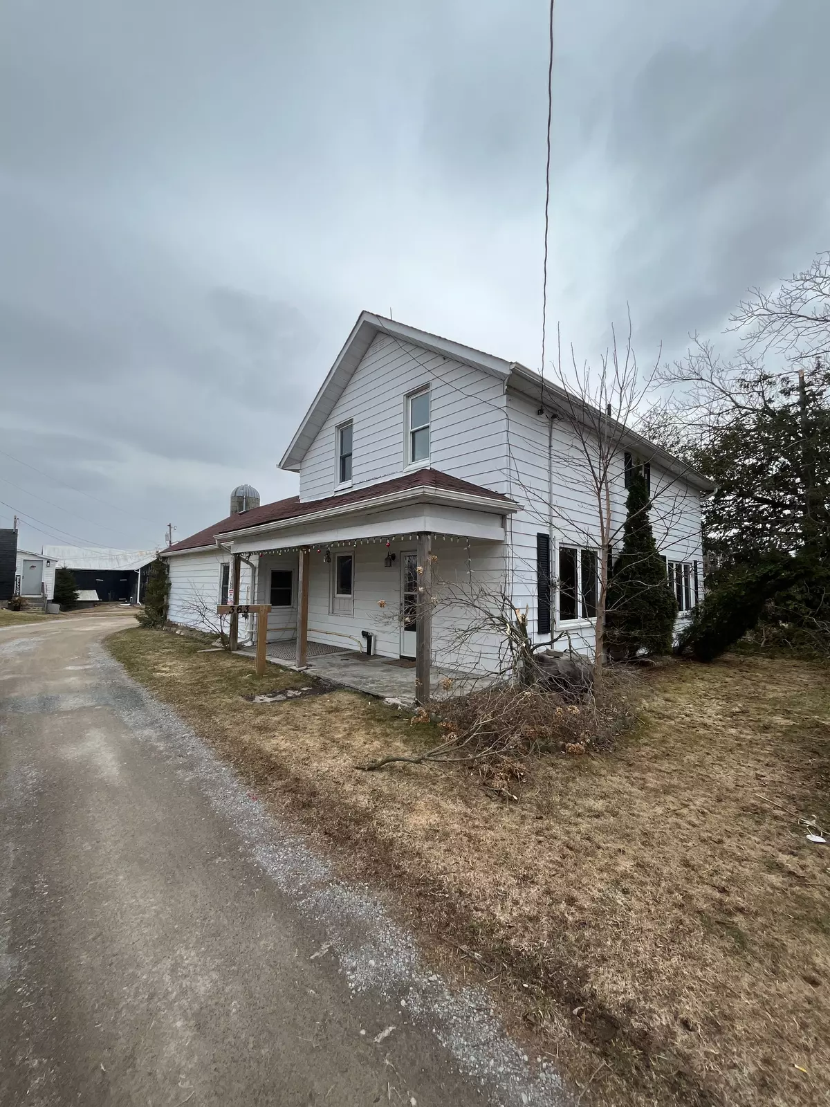 Selwyn, ON K9J 6X3,363 Lindsay RD #1
