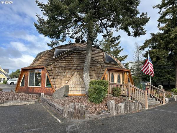 Florence, OR 97439,2217 HIGHWAY 101