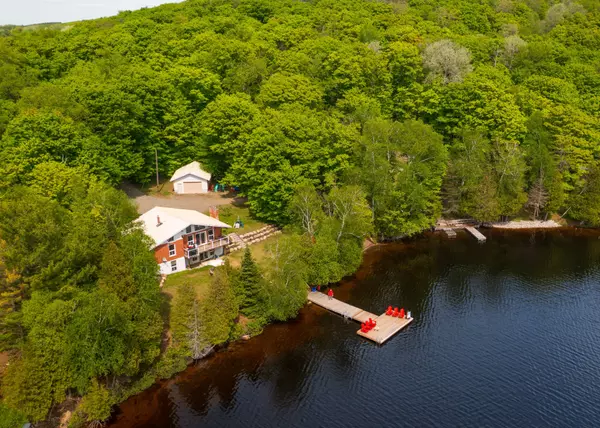 Huntsville, ON P1H 2J4,562&568 East Waseosa Lake Rd RD E