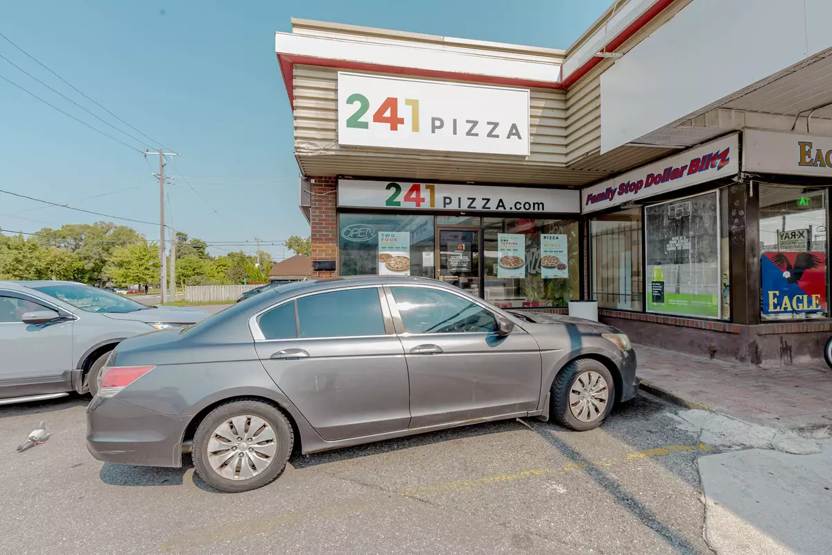 Toronto E04, ON M1K 2P3,2372 Eglinton AVE E ##1