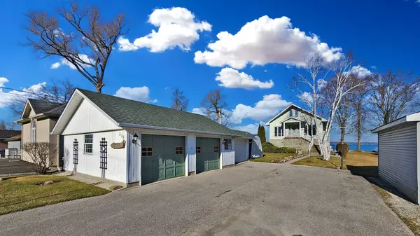 319 Limerick ST, Innisfil, ON L0L 1K0