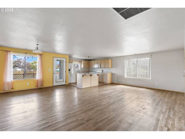 Irrigon, OR 97844,335 SE THIRD ST