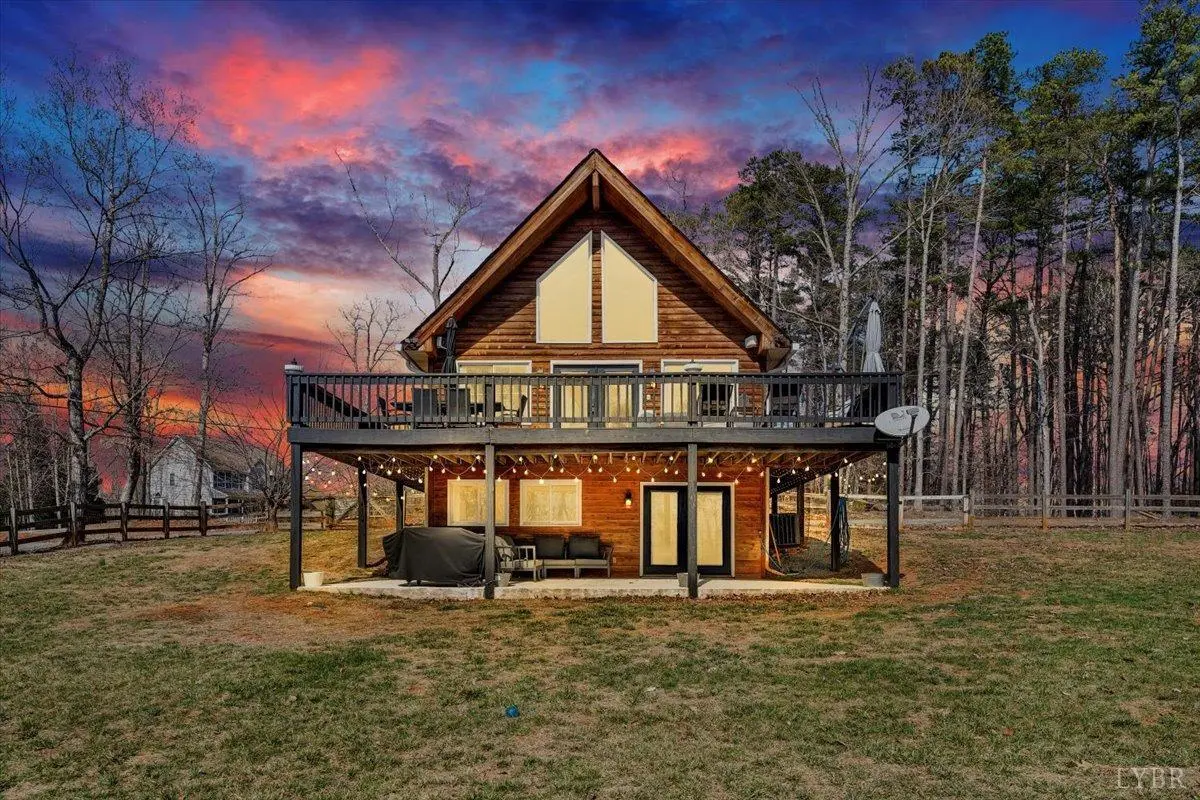 Goodview, VA 24095,5286 Horseshoe Bend RD