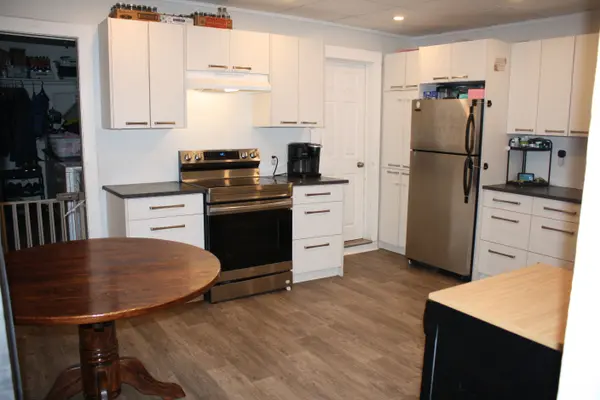 Aylmer, ON N5H 1N4,55 Pine ST E