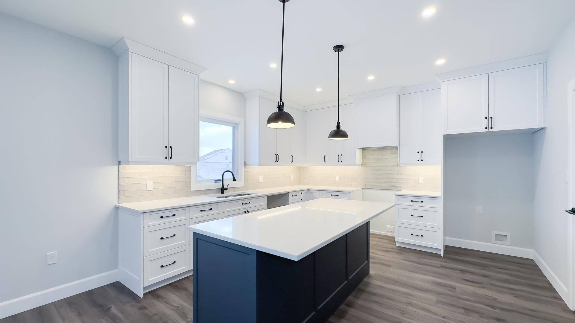Goderich, ON N7A 0C3,465 Warren ST