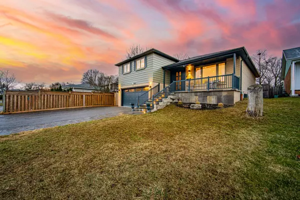 Mississauga, ON L5K 1L1,2667 Thorn Lodge DR