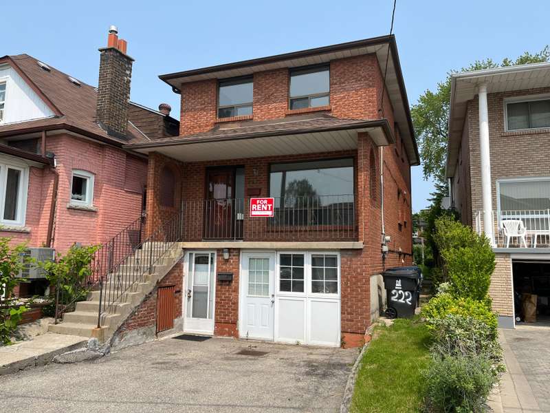 222 Mortimer AVE #Main, Toronto E03, ON M4J 2C5