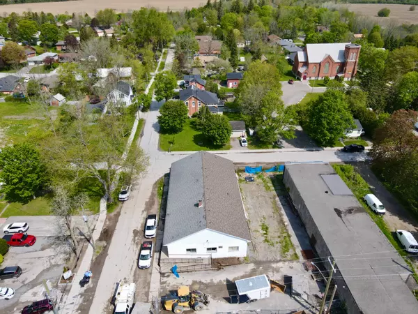 Brock, ON L0E 1E0,21 Ann ST N