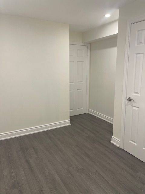 Mississauga, ON L5V 3C3,4325 Goldenrod CRES ##Bsmt