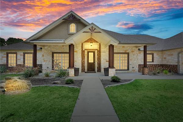 12012 Lago Terra Boulevard, Belton, TX 76513
