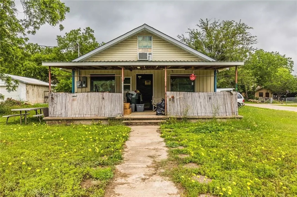 Clifton, TX 76634,1003 W 5th Street