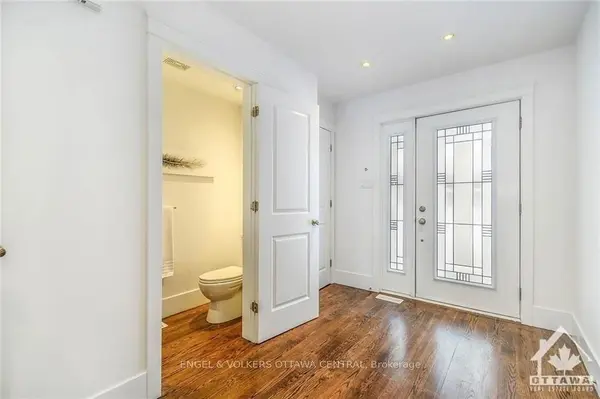 Mooneys Bay - Carleton Heights And Area, ON K2C 2B4,109 MONTAUK N/A