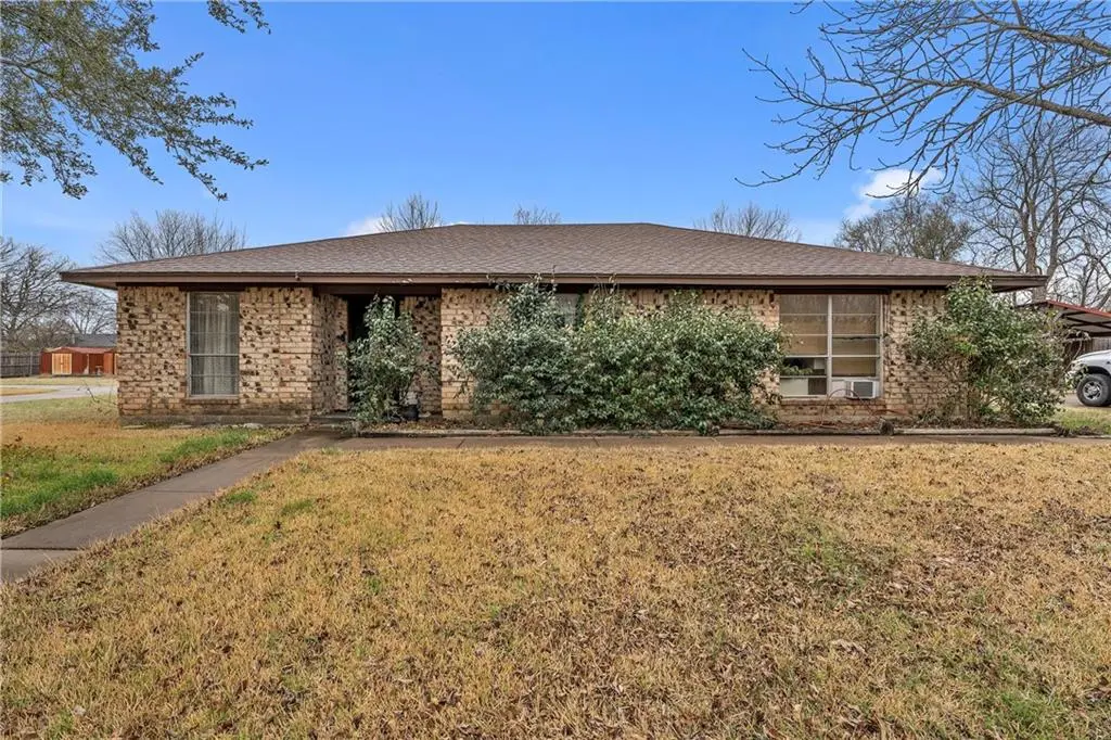 Hewitt, TX 76643,125 Bowie Lane