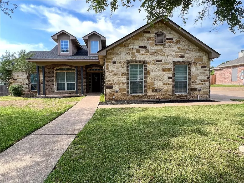 Hewitt, TX 76643,424 Oakberry Drive
