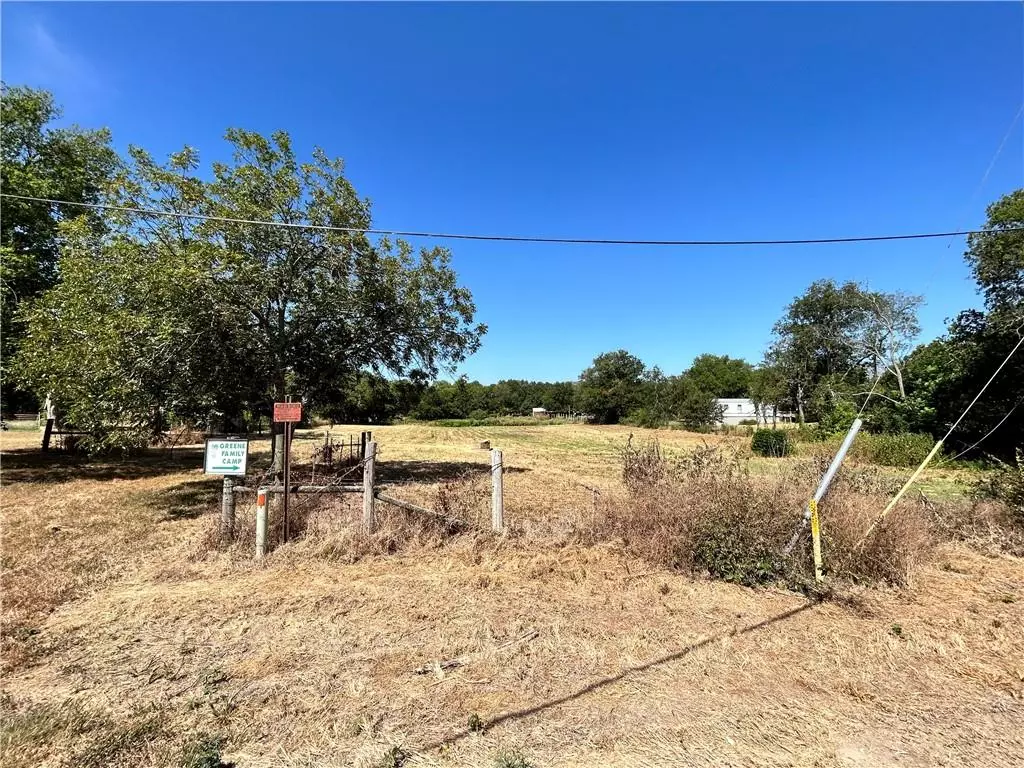 Bruceville, TX 76630,205 N Aspen Street