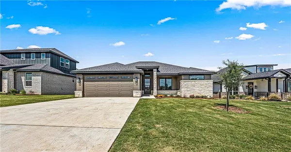 9925 Bridlewood Lane, Waco, TX 76708