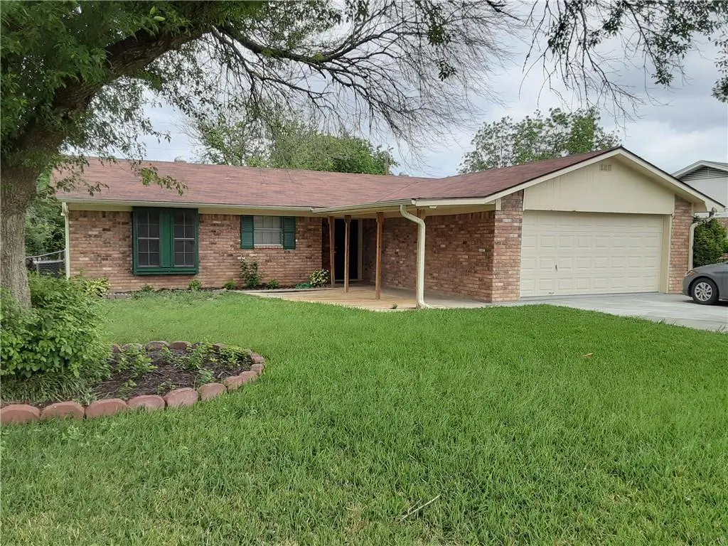 Hewitt, TX 76643,809 Rosedale Drive