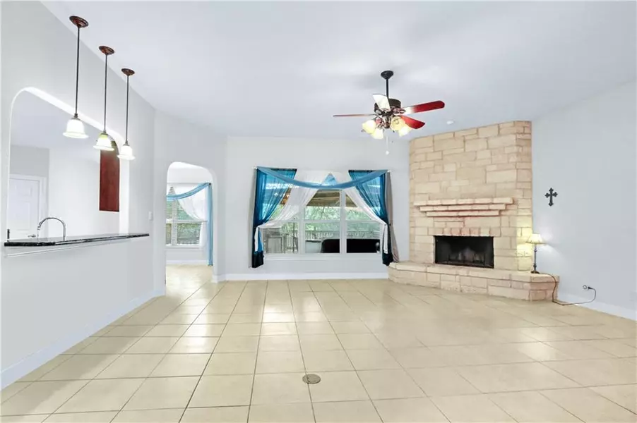 263 Paloma Drive, Canyon Lake, TX 78133