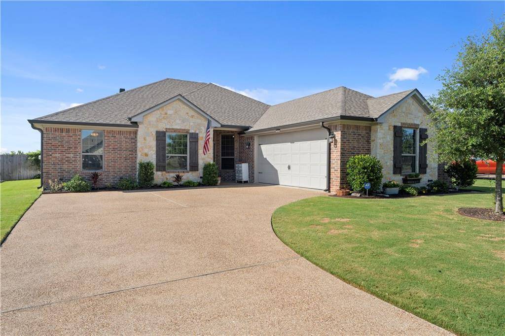 620 Perry Lane, Robinson, TX 76706