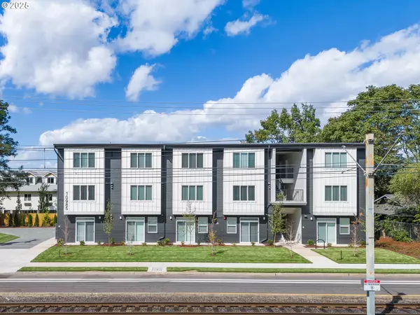 10985 E Burnside ST #19, Portland, OR 97216