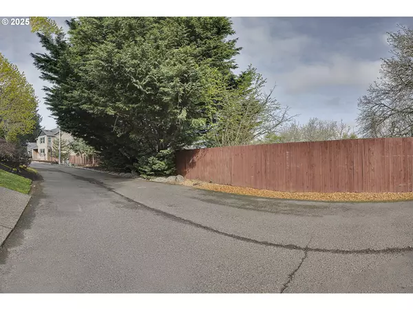 Tigard, OR 97224,10479 SW AMANDA CT