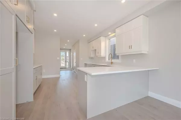 Woolwich, ON N3B 0B4,63 Country Club Estates DR