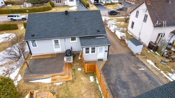 Laurentian Valley, ON K8A 6W5,100 Ken DR