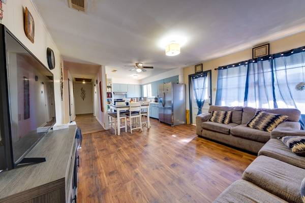 114 SHADY CREEK DR, Palestine, TX 75801