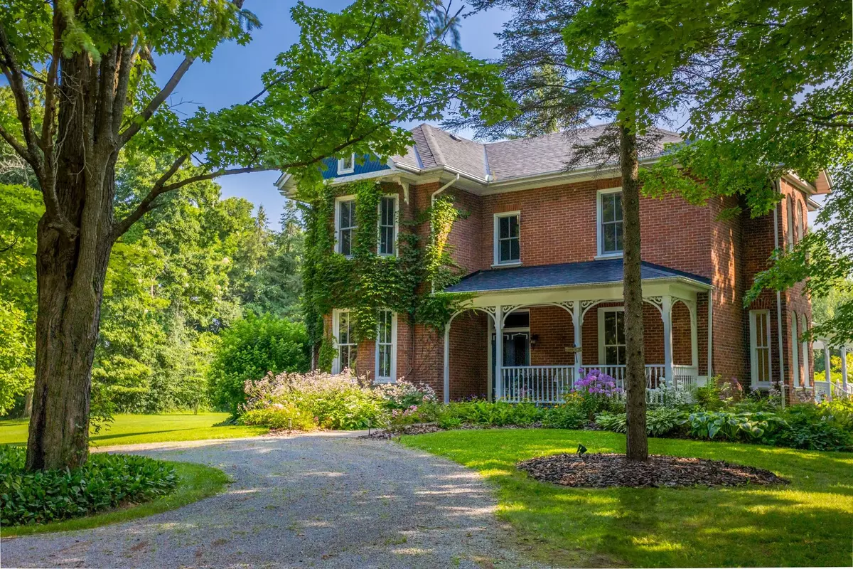 Selwyn, ON K0L 1H0,881 Orchard RD