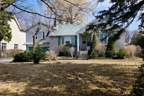 91 Warwood RD, Toronto W08, ON M9B 5B6