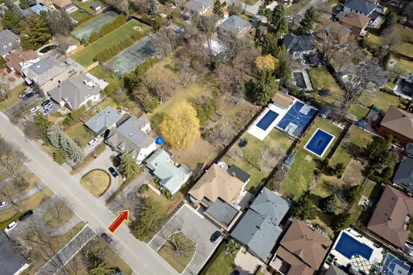 91 Warwood RD, Toronto W08, ON M9B 5B6