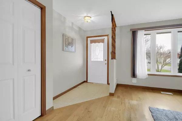 South Dundas, ON K0E 1K0,5532 Bridlewood CT