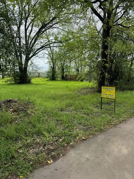 105 Braziel Street, Lindale, TX 75771