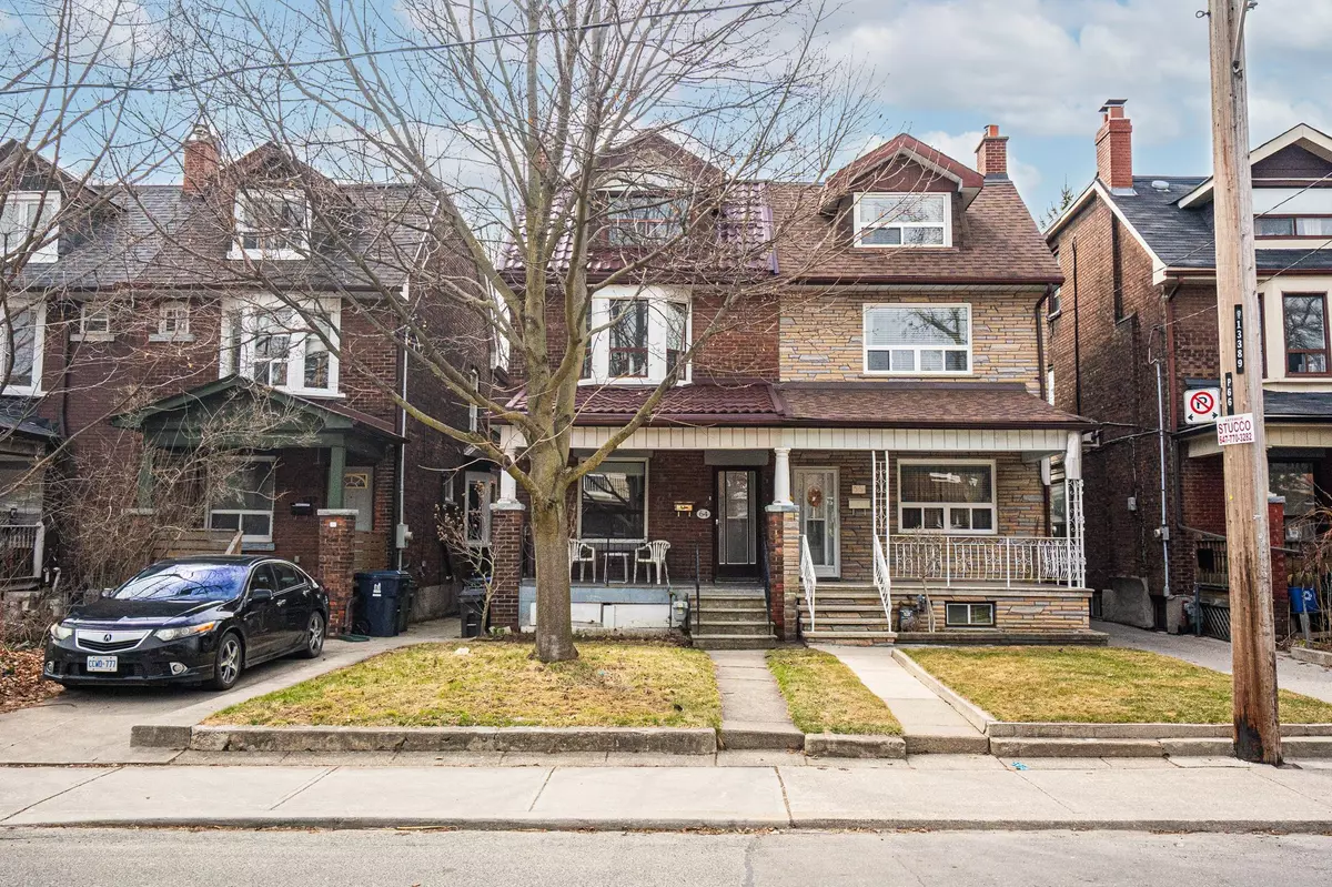 Toronto W02, ON M6H 3M8,64 Pauline AVE